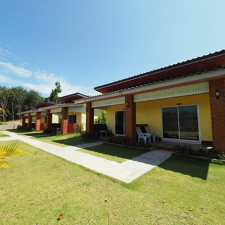 Anyaman Lanta House Hotel Koh Lanta Exterior photo