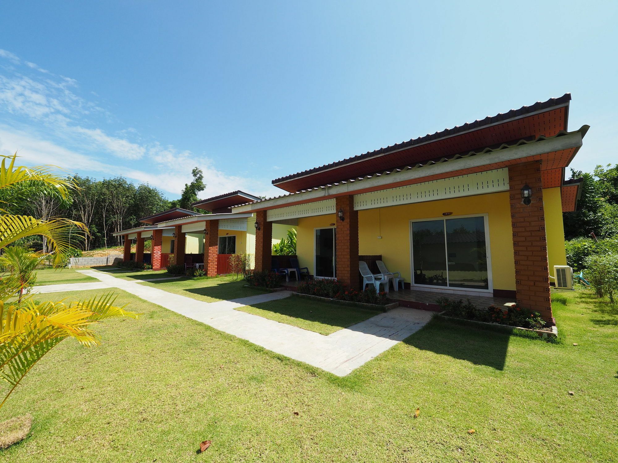 Anyaman Lanta House Hotel Koh Lanta Exterior photo