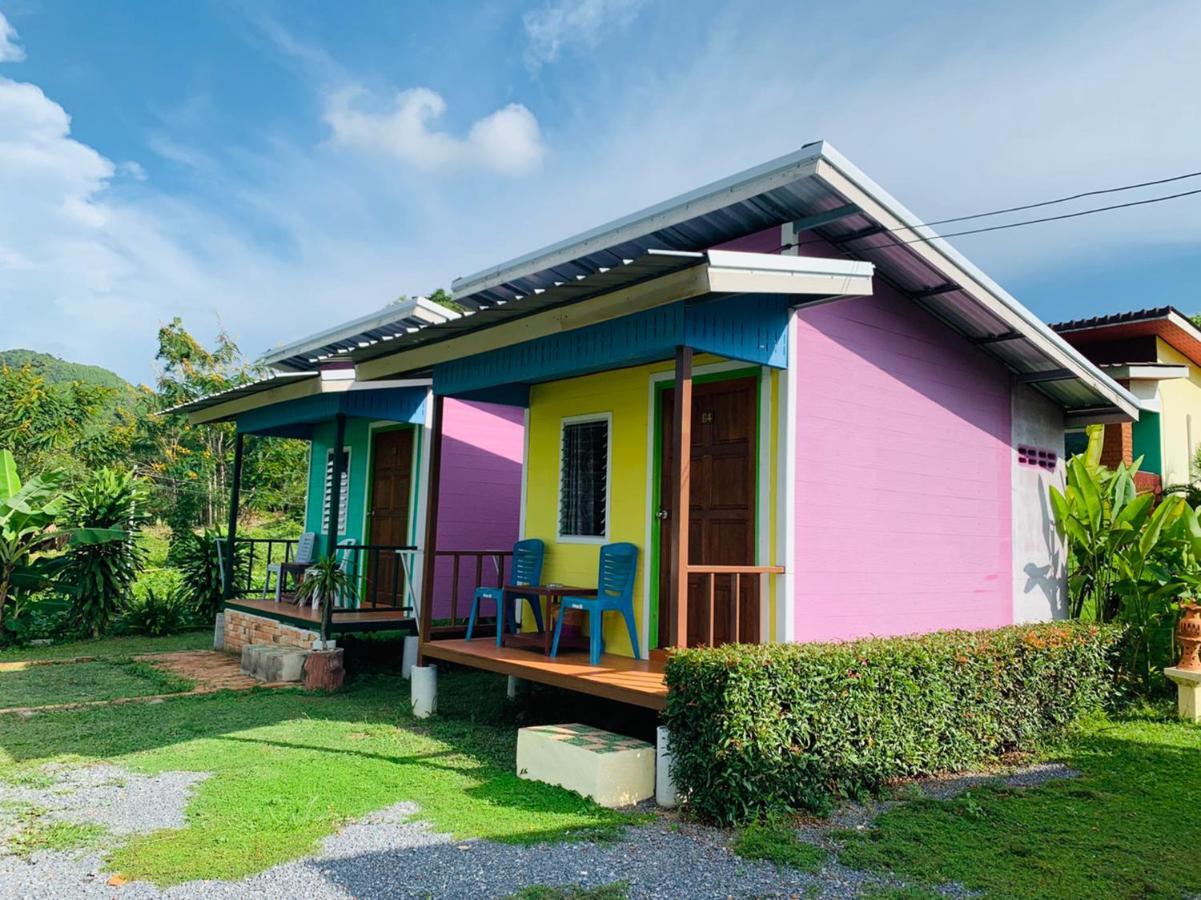 Anyaman Lanta House Hotel Koh Lanta Exterior photo