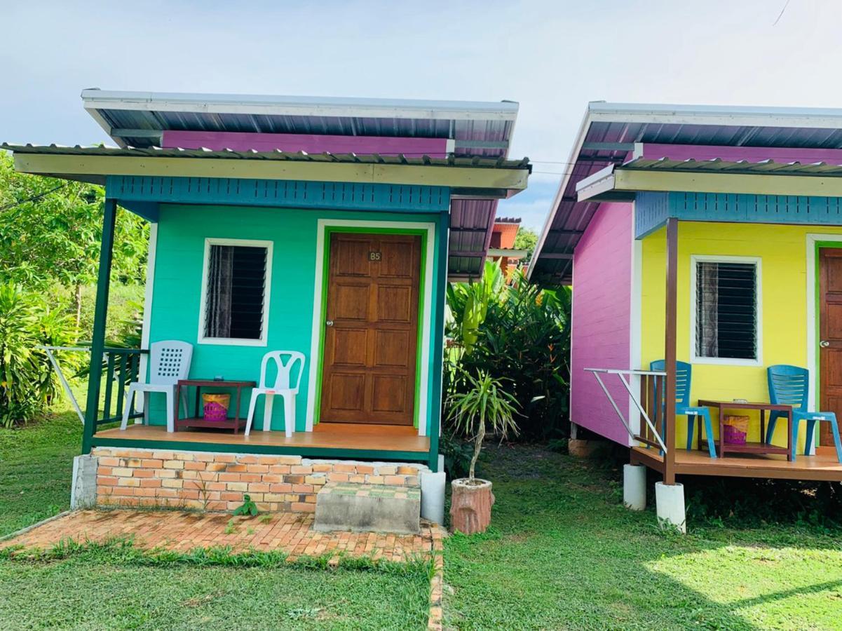 Anyaman Lanta House Hotel Koh Lanta Exterior photo