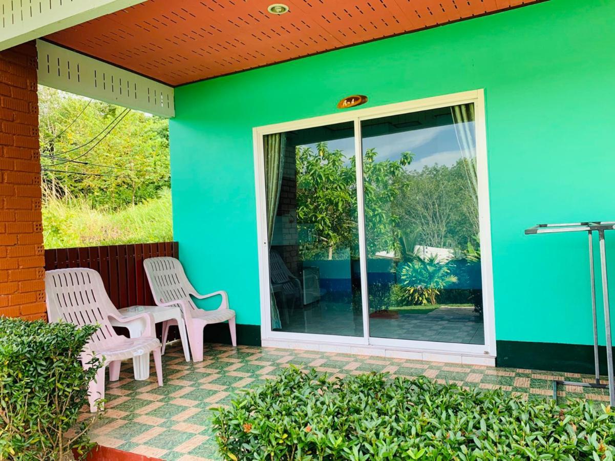Anyaman Lanta House Hotel Koh Lanta Exterior photo
