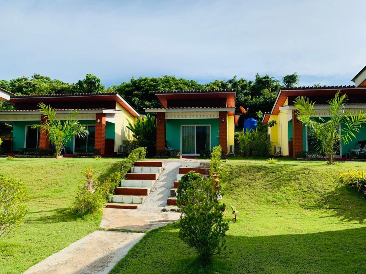 Anyaman Lanta House Hotel Koh Lanta Exterior photo